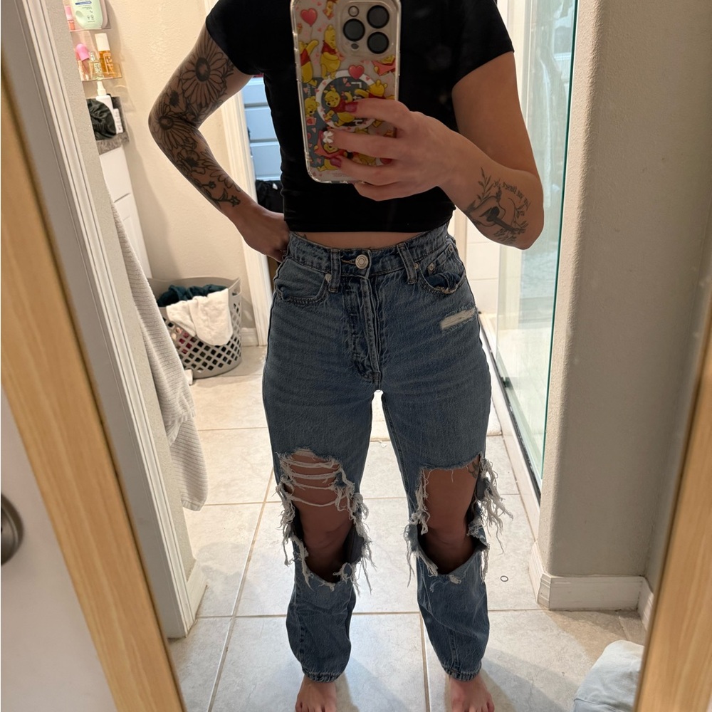 Aeropostale distressed jeans size 000 (23)